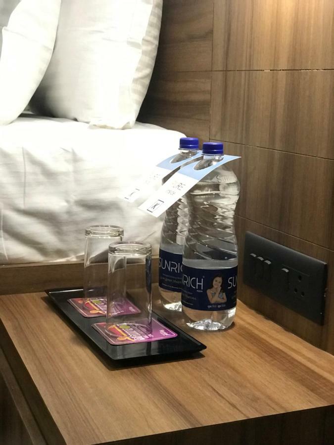 Kyriad Hotel Solapur By Othpl Экстерьер фото