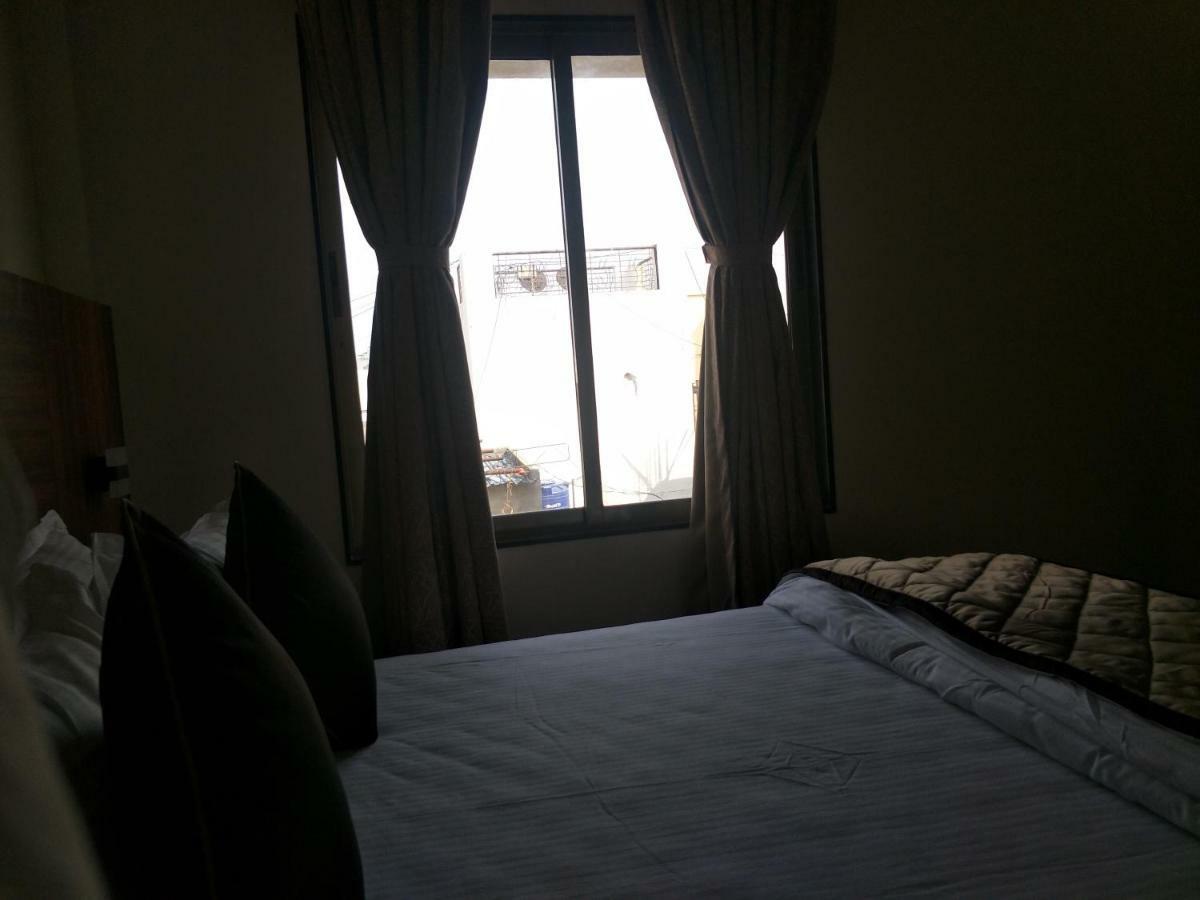 Kyriad Hotel Solapur By Othpl Экстерьер фото